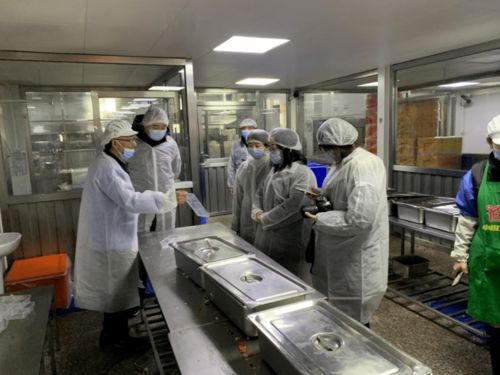 家校攜手嚴把配餐質量關，共守食品安全線